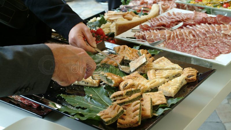 线上蜜饯果干市场：便捷与选择多样性